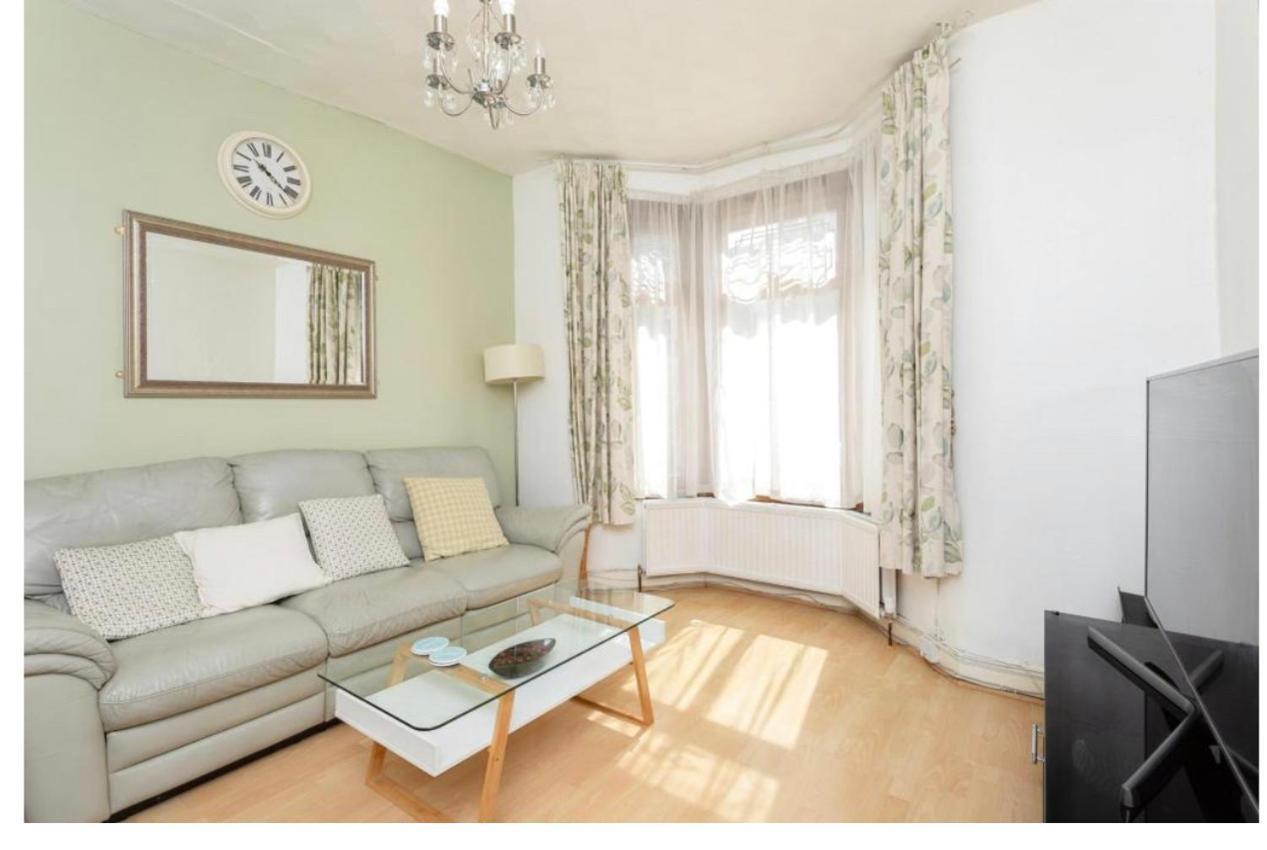 Hotel The Leyton Oasis Londyn Zewnętrze zdjęcie